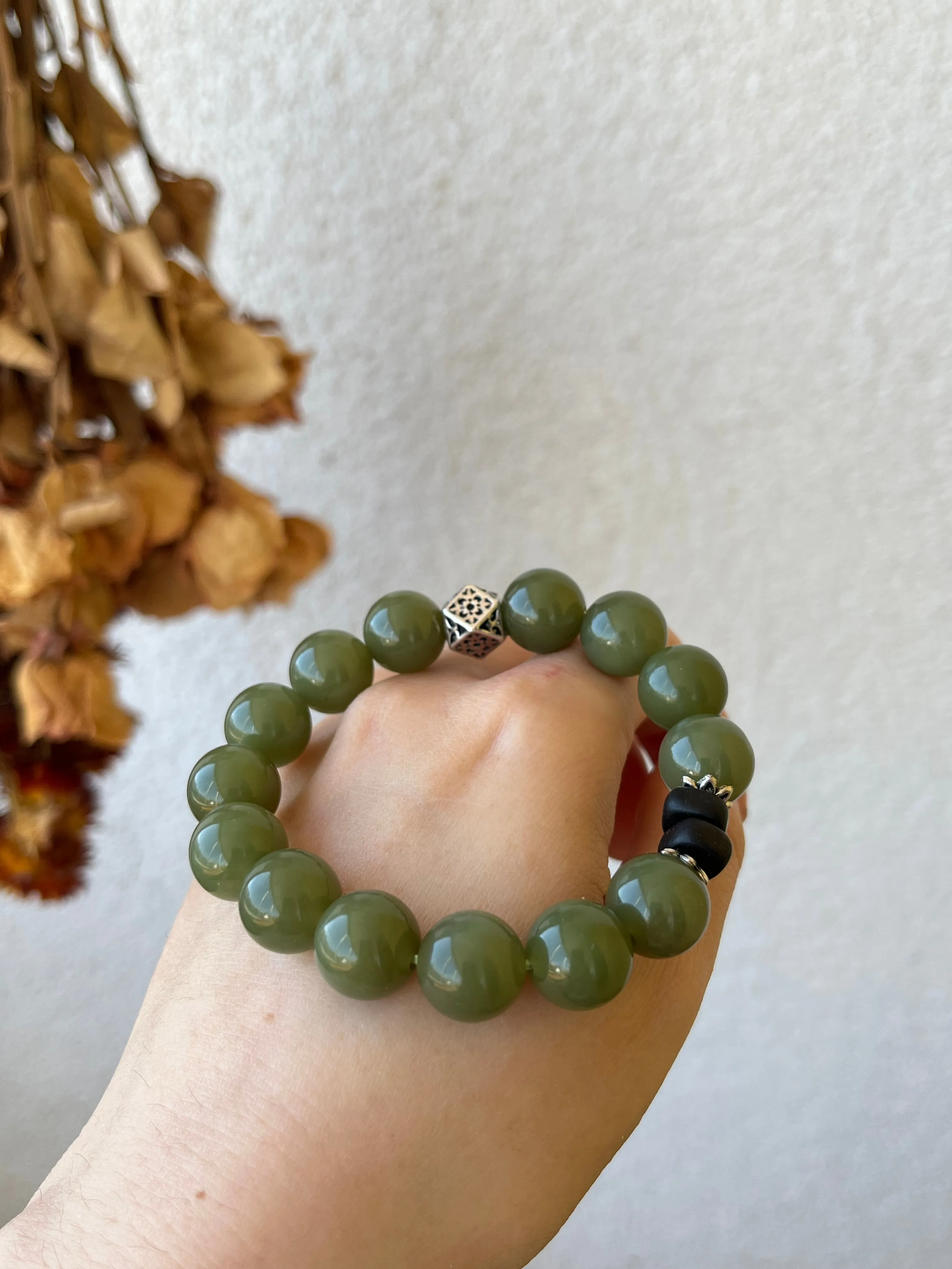 Green Jade Bracelet with 12mm Beads, 和田青黄口手串