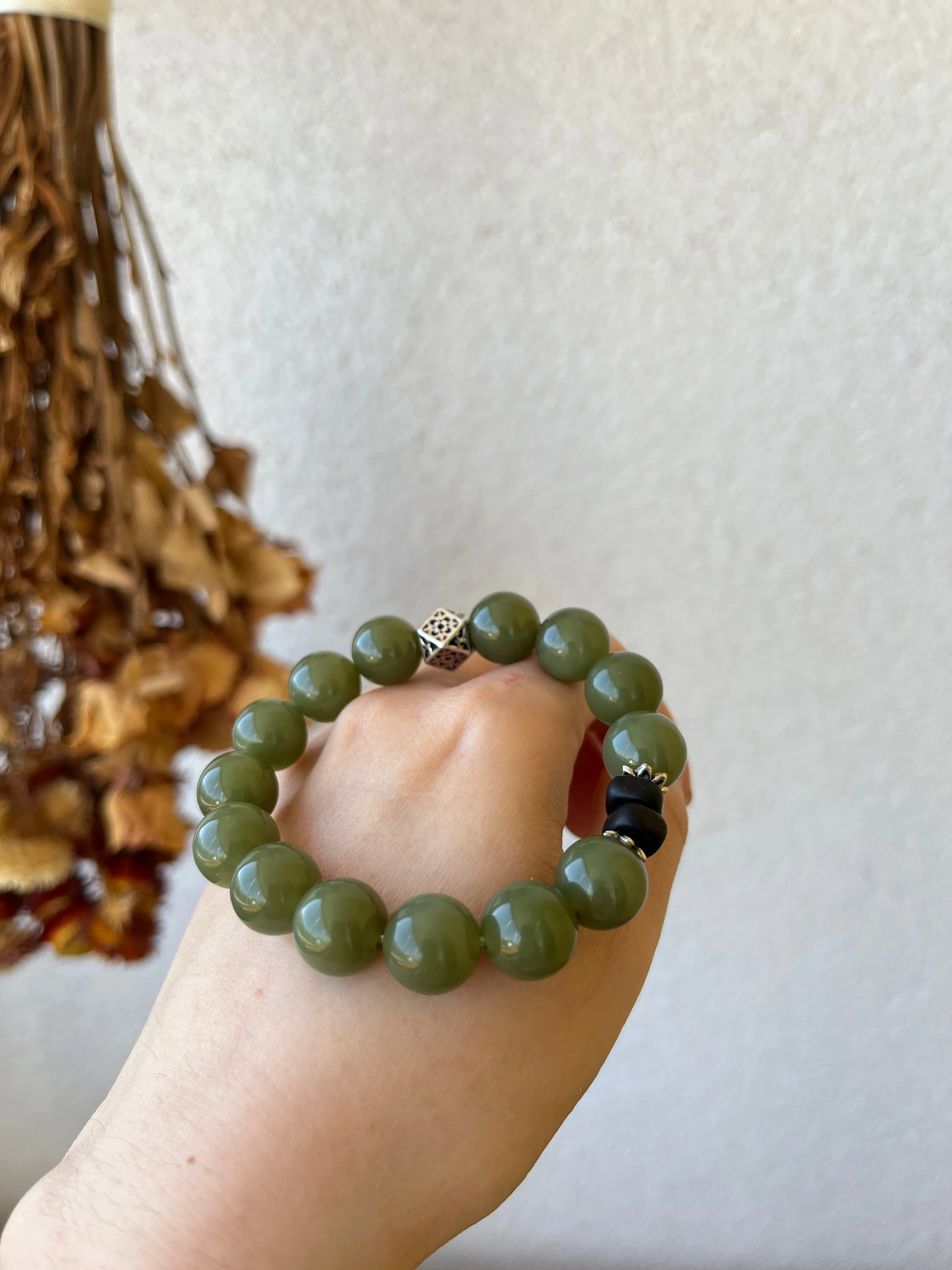 Green Jade Bracelet with 12mm Beads, 和田青黄口手串