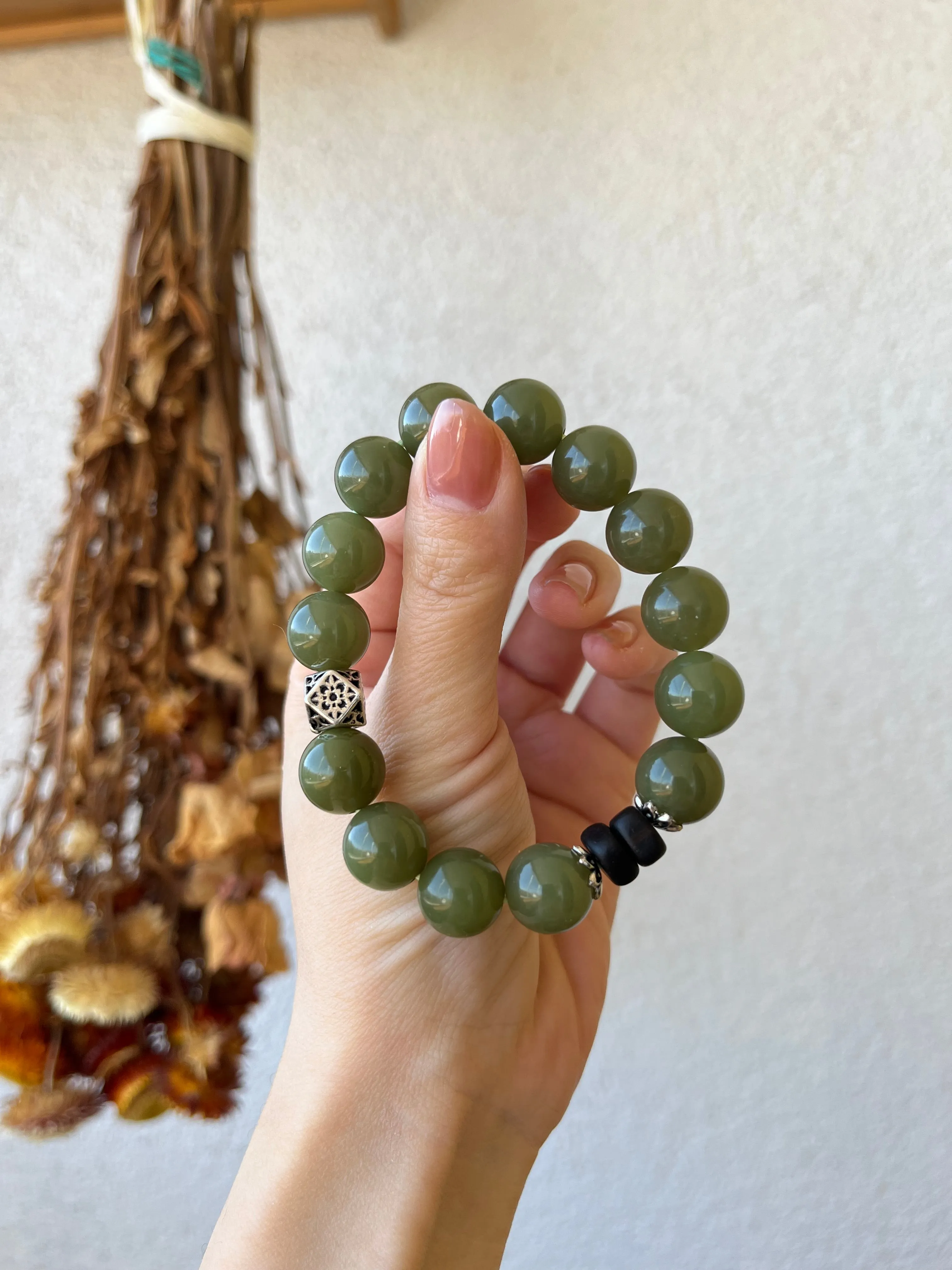 Green Jade Bracelet with 12mm Beads, 和田青黄口手串