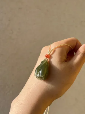 Hand Carved Light Green Hetian Jade Magnolia Pendant，手雕和田青黄口玉兰花