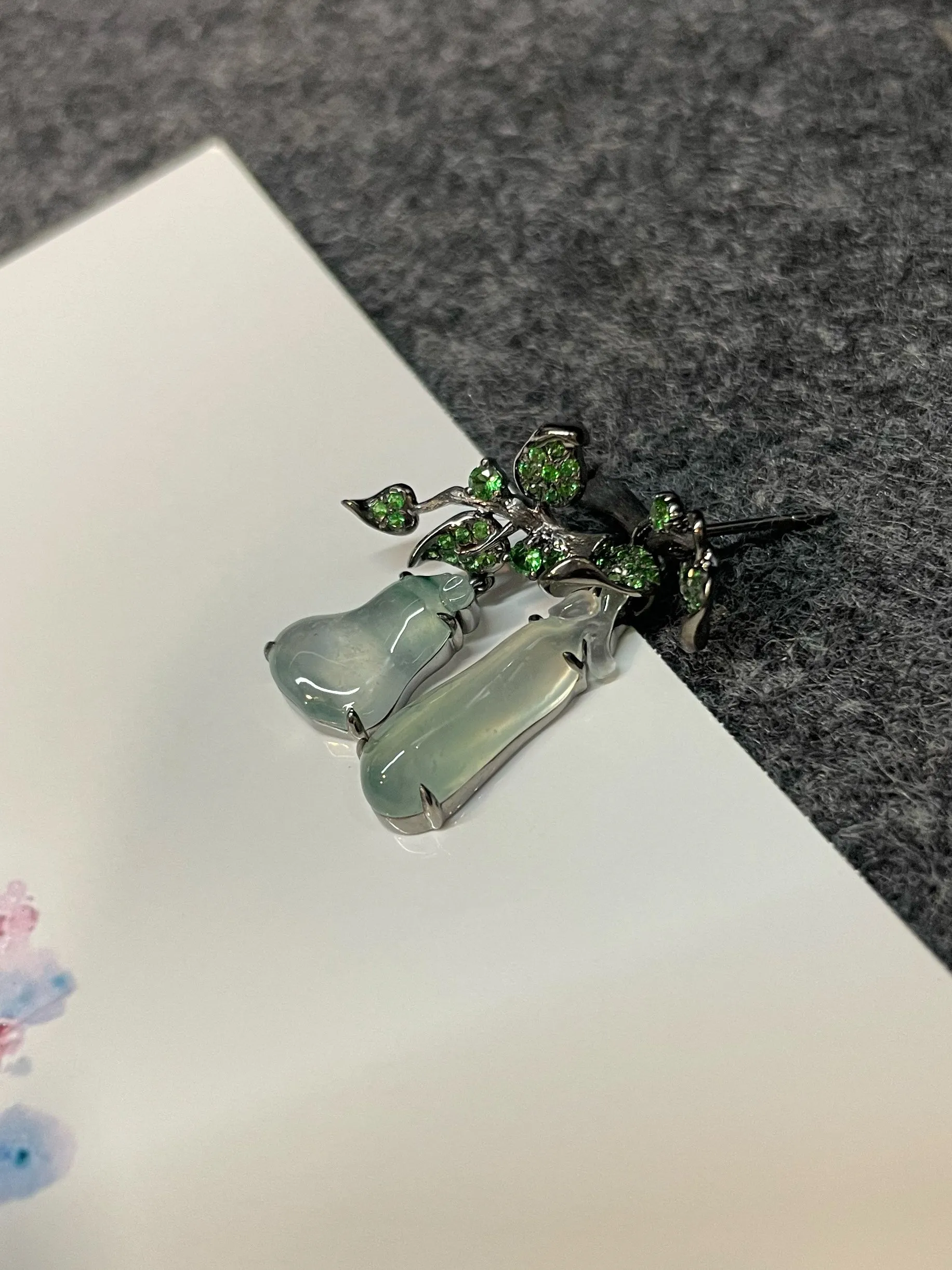 Icy Jade Earrings - Gourds (NJE205)