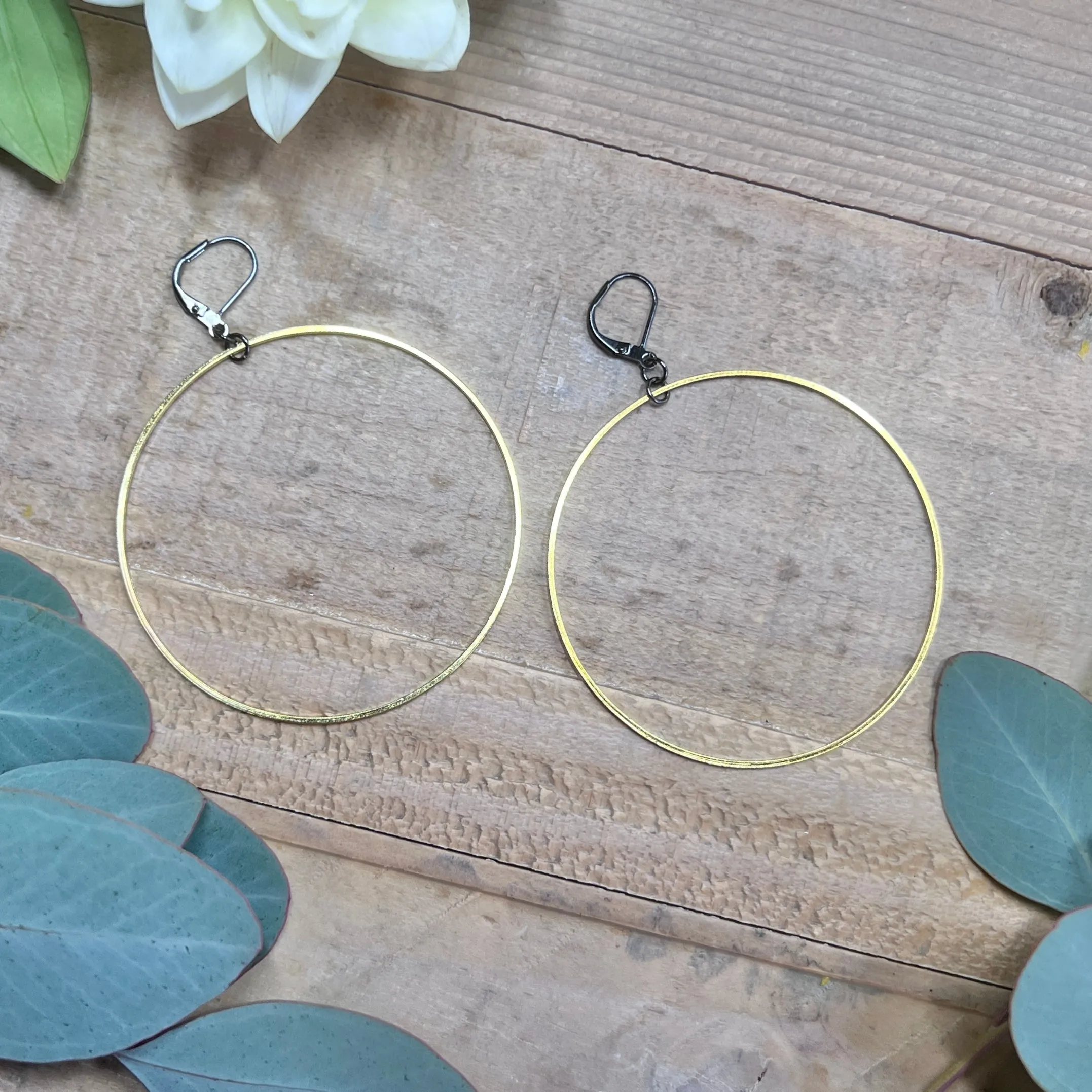 Lana Earrings - Circle