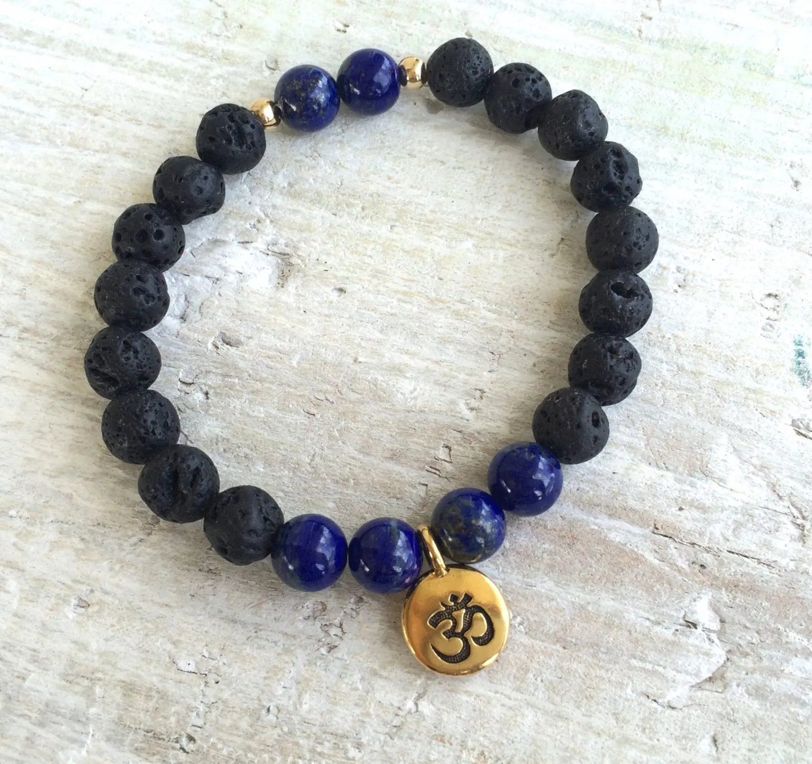 OM Serenity Aromatherapy Bracelet